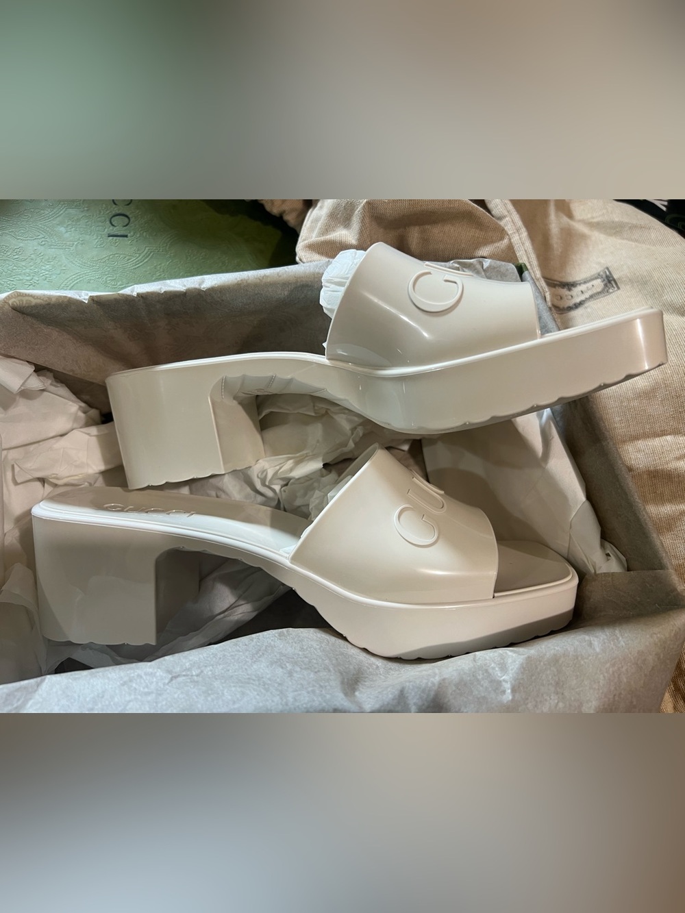 New Gucci rubber sandals Off-White Rubber Slide Heeled Sandals - Picture 11 of 12